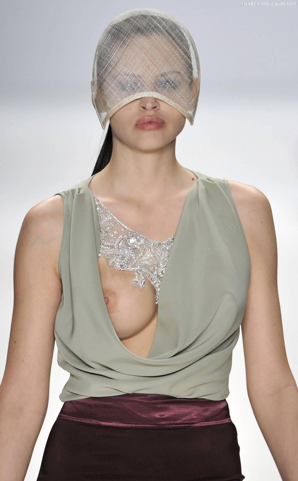 Hana Nitsche Breast Slips Out Of Her Top On Runway 3