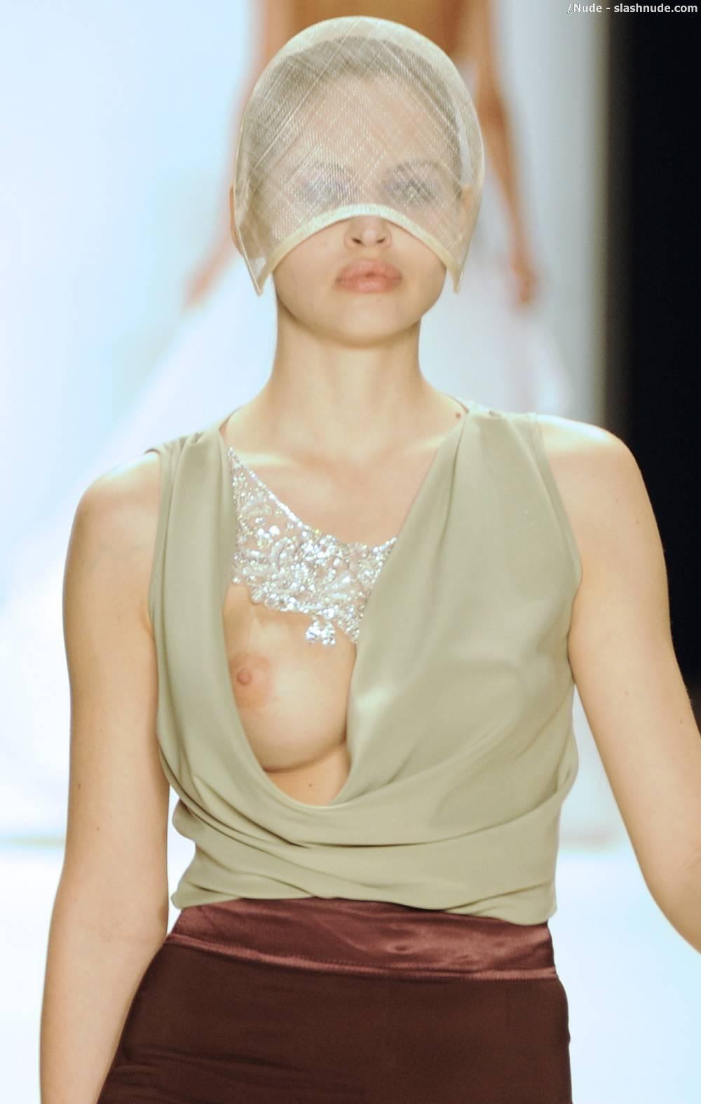 Hana Nitsche Breast Slips Out Of Her Top On Runway 4