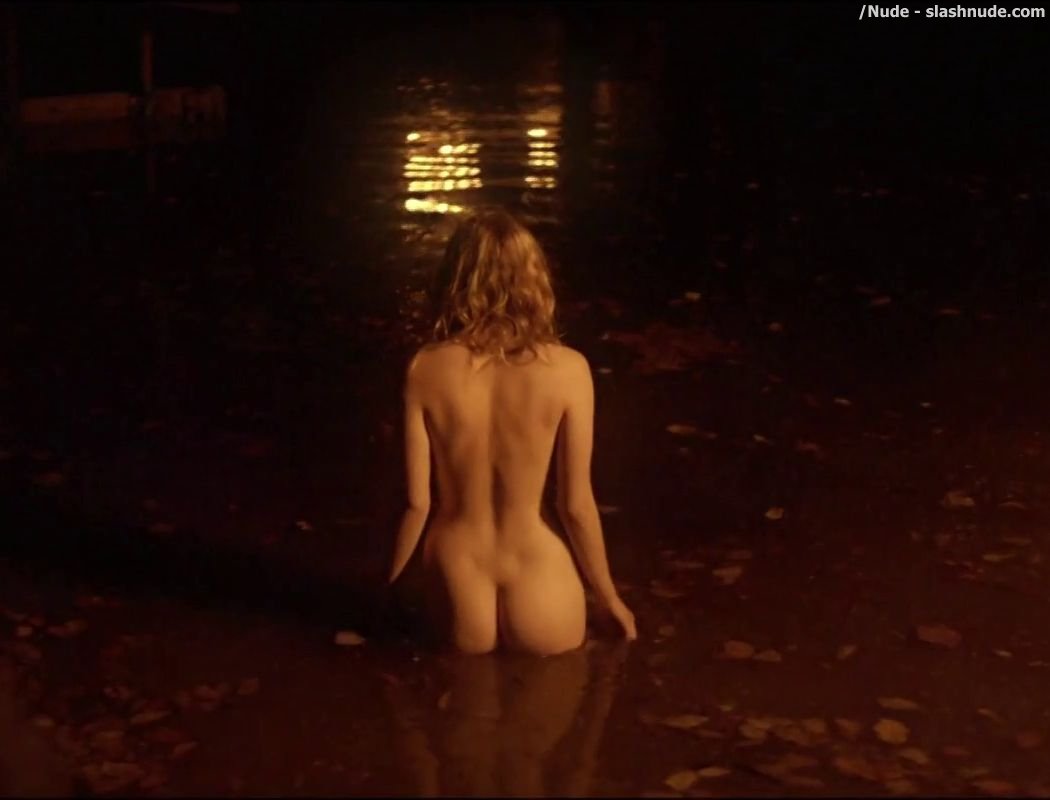 Hannah Murray Nude Ass Revealed In Bridgend 27