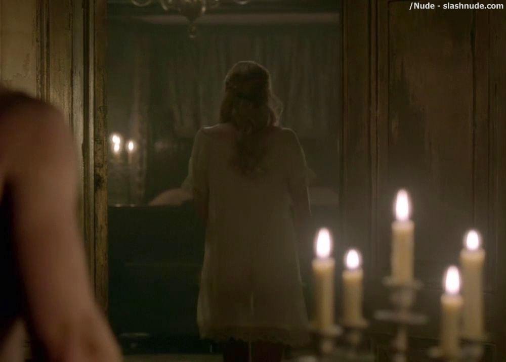 Hannah New Nude In Black Sails Under Candlelight 2