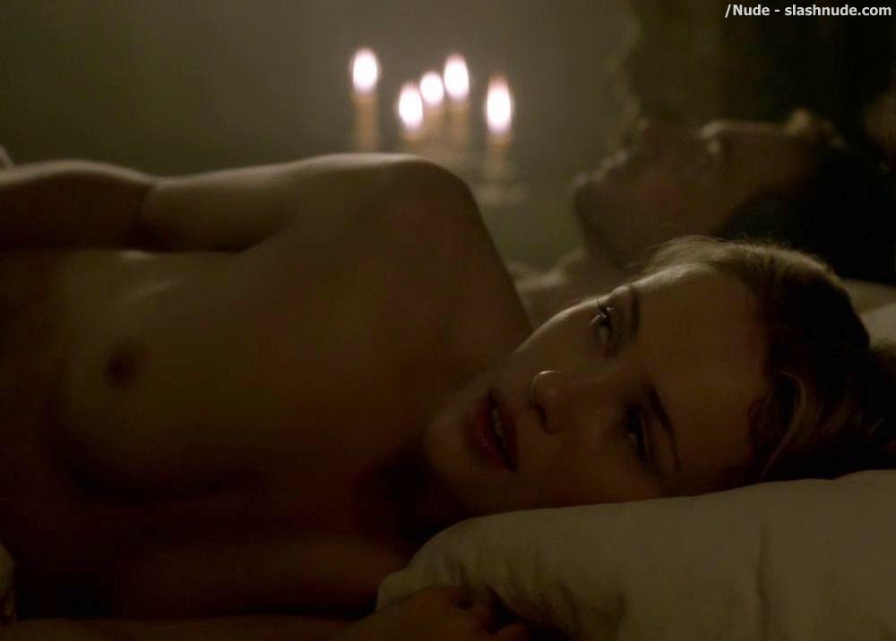 Hannah New Nude In Black Sails Under Candlelight 20