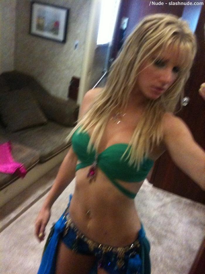 Heather Morris Nude Photos From Phone Leak Out 3
