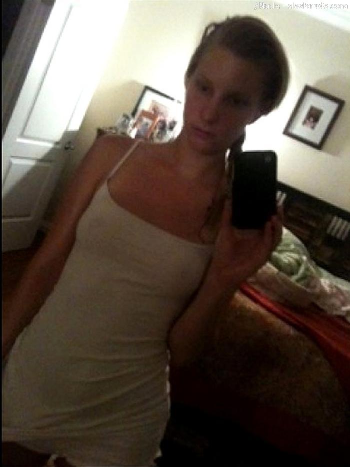 Heather Morris Nude Photos From Phone Leak Out 4