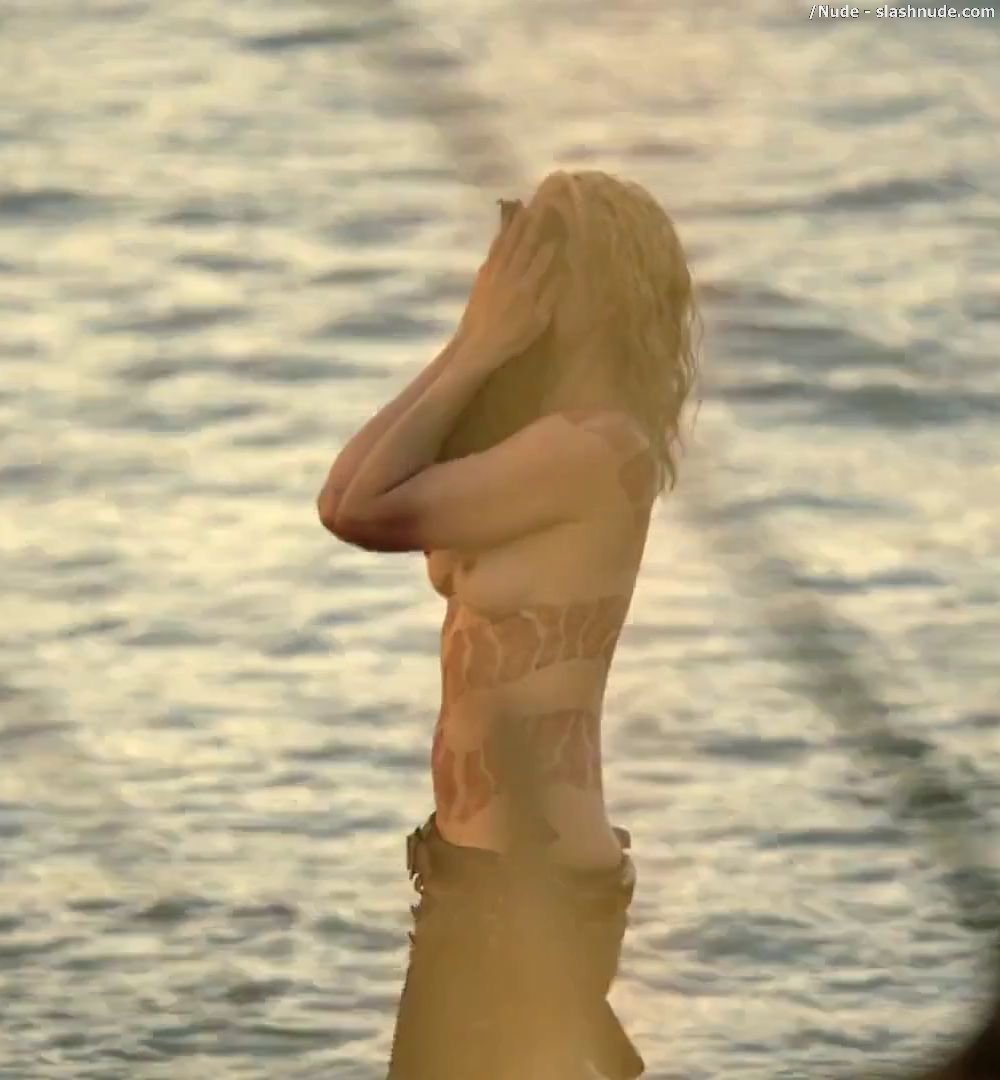 Ingrid Bolso Berdal Topless In Westworld 2