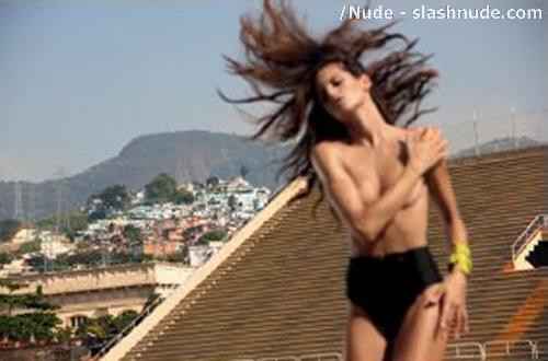 Izabel Goulart Nude In Muse For Spring Issue 4