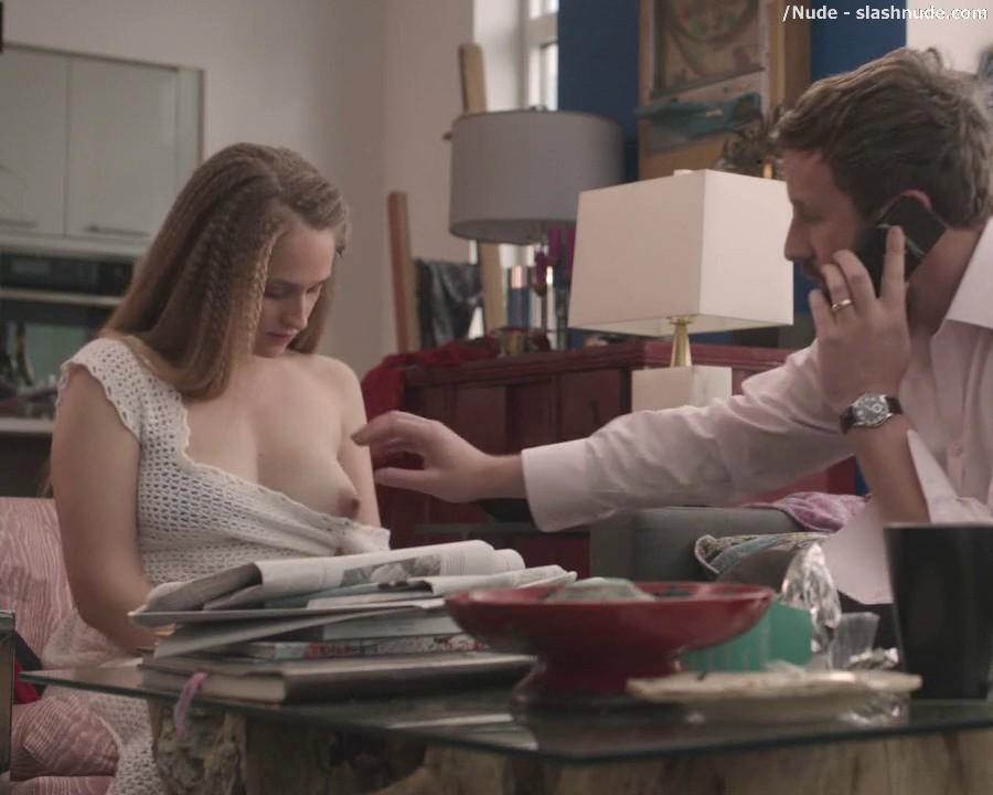Jemima Kirke Topless Breast Grabs Attention On Girls 17