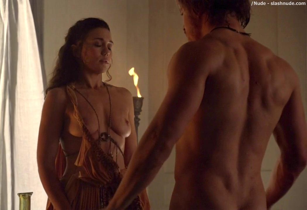 Jenna Lind Topless On Spartacus Blood And Sand 7