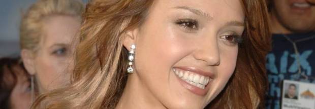 jessica alba nipples in see through dress at mtv awards 6654