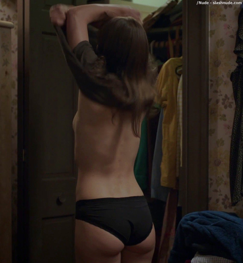 Jessica Biel Topless For A Glimpse In The Sinner 3