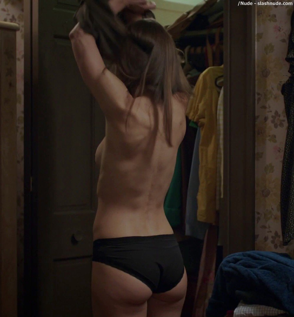 Jessica Biel Topless For A Glimpse In The Sinner 5