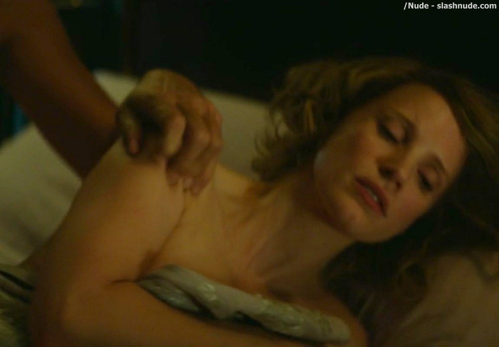 Jessica Chastain Topless In The Zookeeper Wife 10