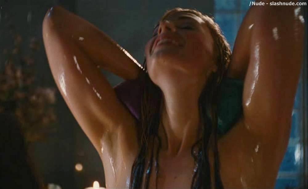 Jessica Pare Topless Breasts In Hot Tub Time Machine 9