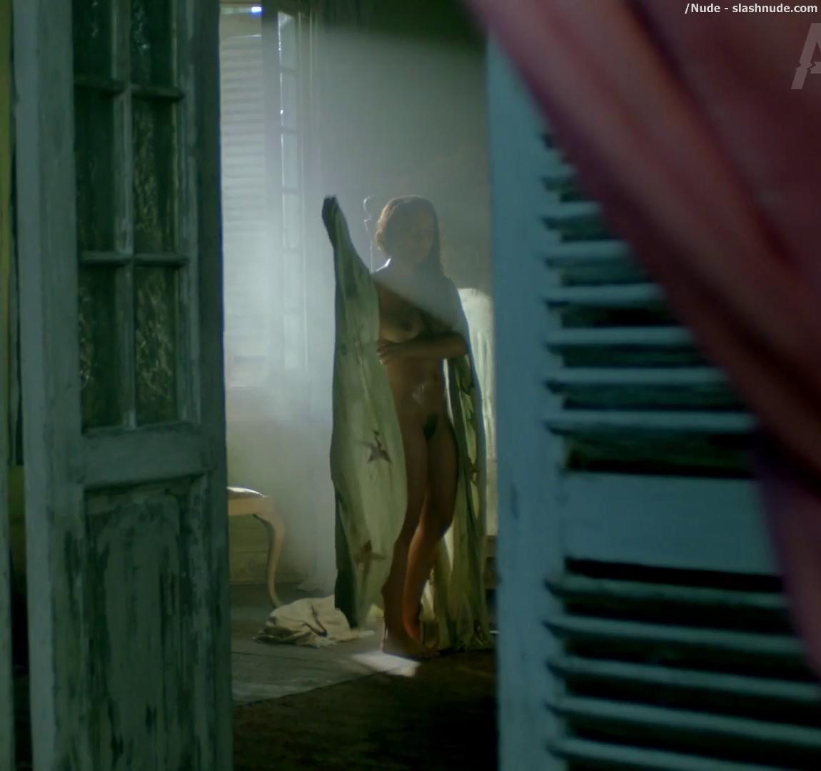 Jessica Parker Kennedy Nude And Full Frontal In Black Sails 13
