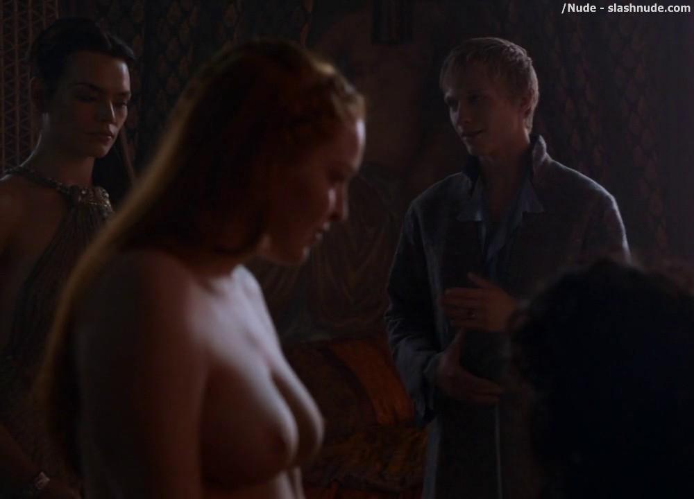 Josephine Gillan Nude And Full Frontal For Pick On Game Of Thrones 32