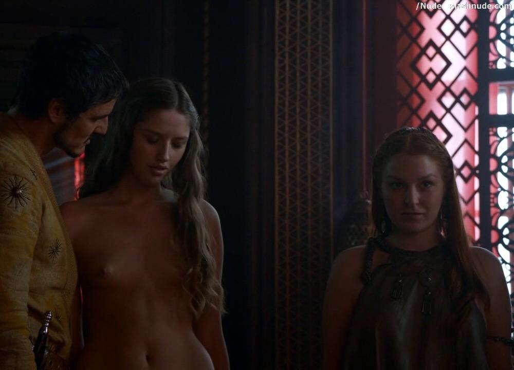 Josephine Gillan Nude And Full Frontal For Pick On Game Of Thrones 6