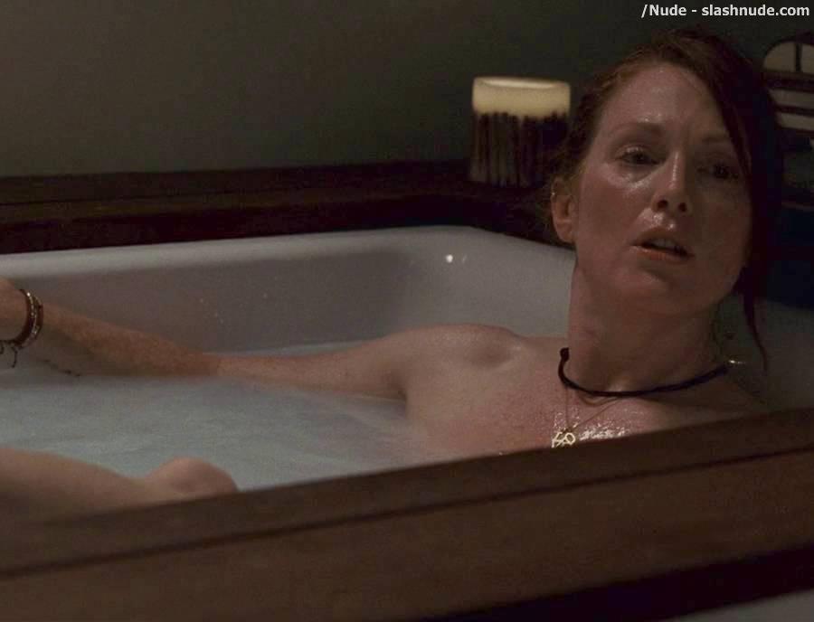 Julianne Moore Nude Scenes From The Kids Are All Right 1
