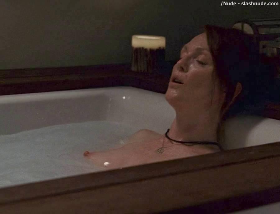 Julianne Moore Nude Scenes From The Kids Are All Right 4