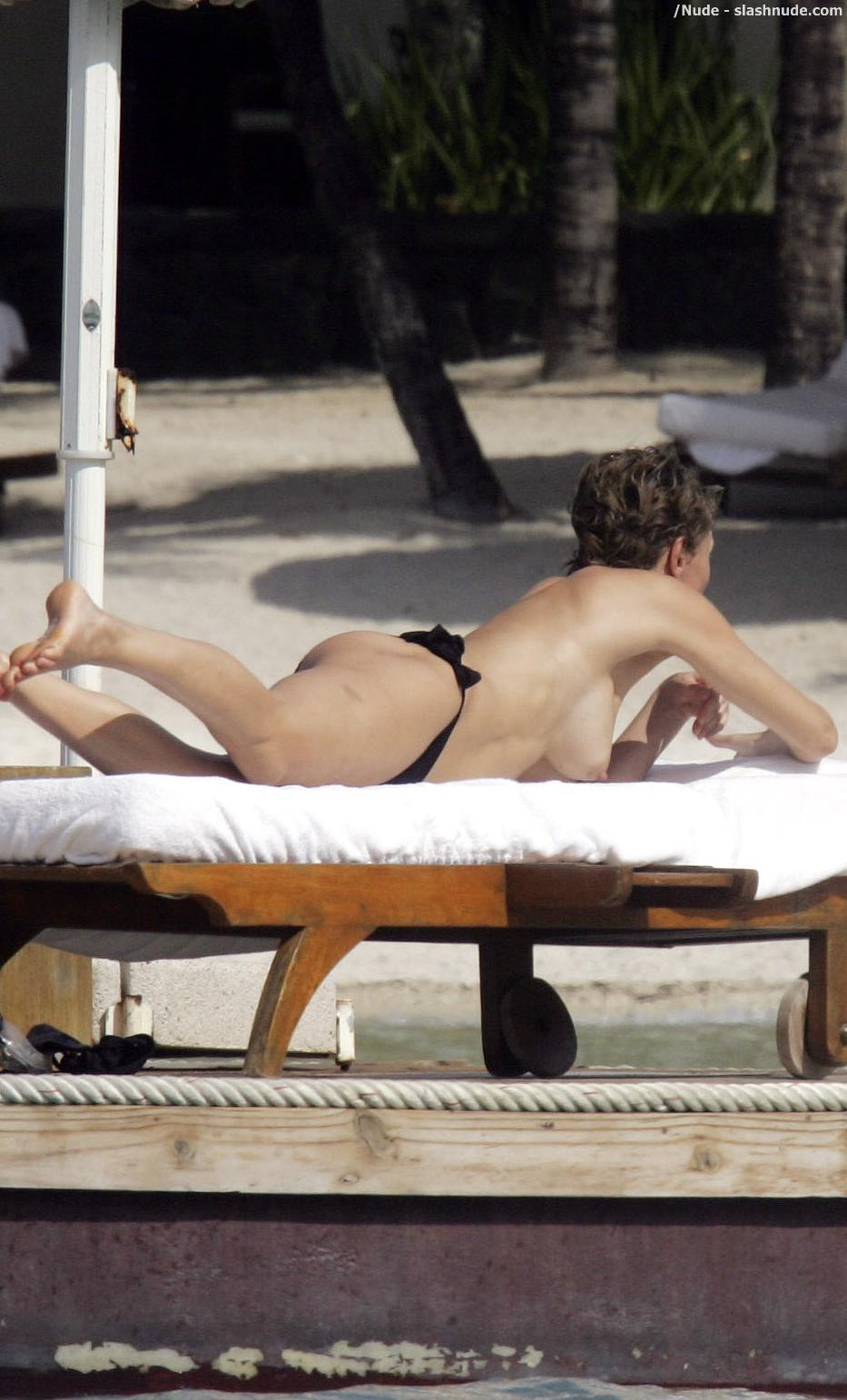 Karen Mulder Topless For A Tan In Mauritius 10