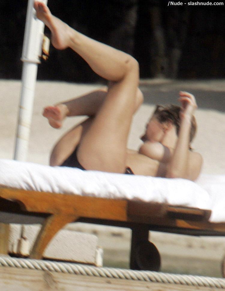 Karen Mulder Topless For A Tan In Mauritius 8