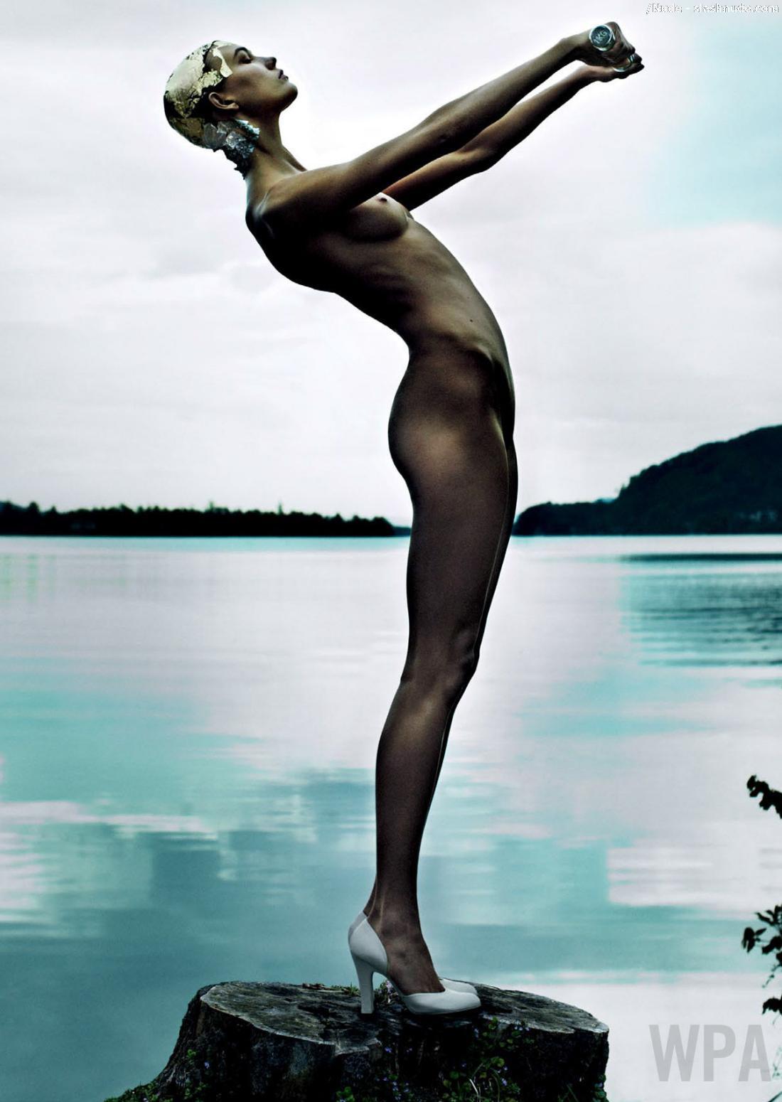 Karlie Kloss Nude Creates A Detox Destination 8