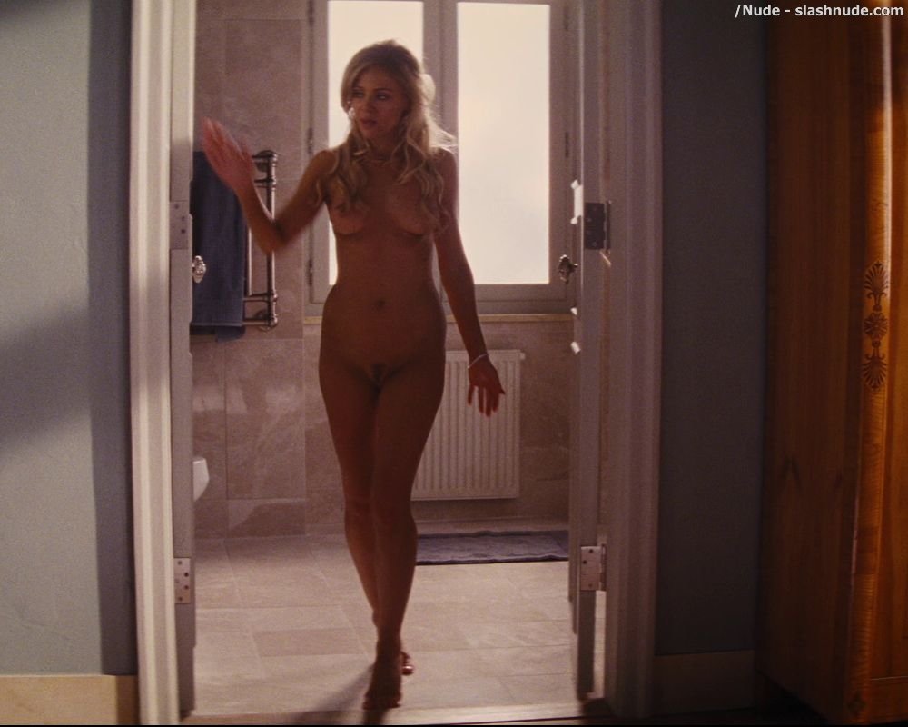 Katarina Cas Nude Full Frontal In Wolf Of Wall Street 4