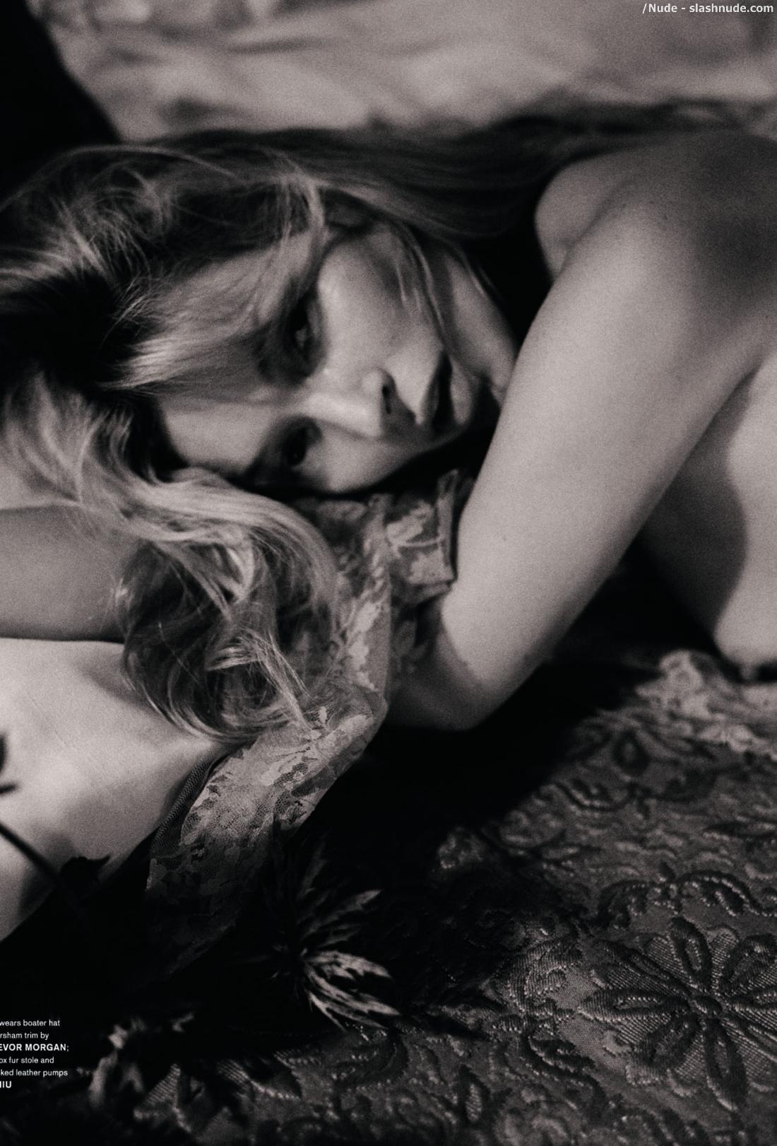 Kate Moss Nude With Bush Up Close For Love Magazine 11