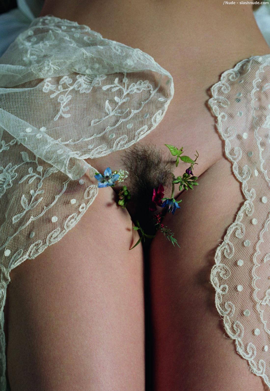 Kate Moss Nude With Bush Up Close For Love Magazine 7