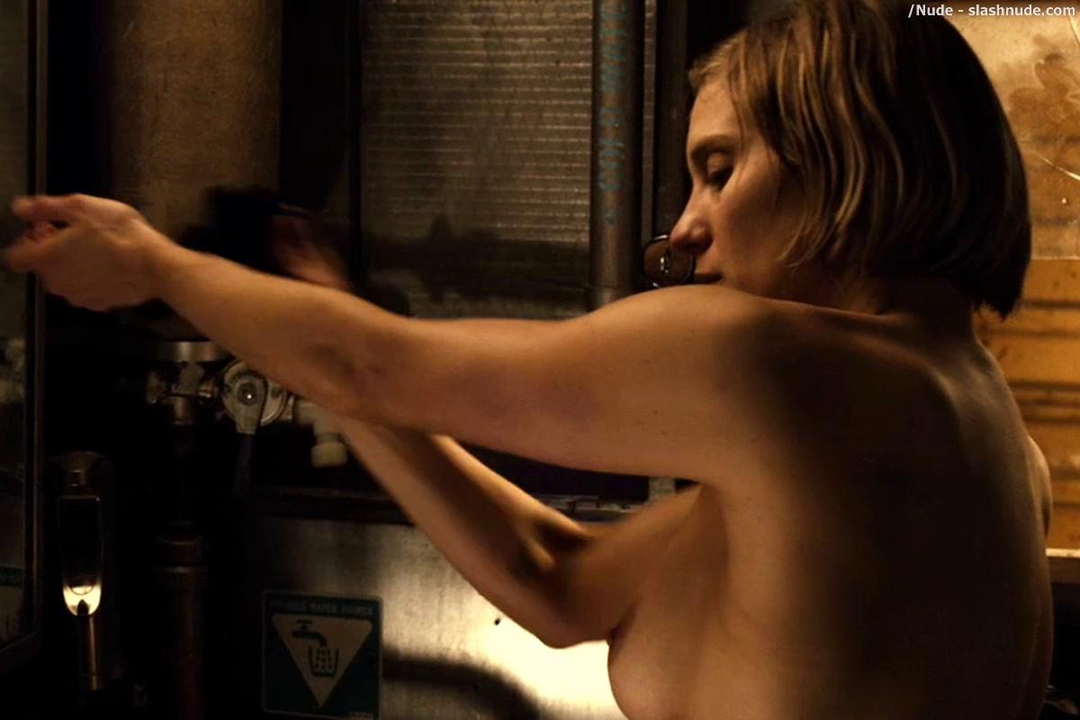 Katee Sackhoff Topless To Clean Up On Riddick 12