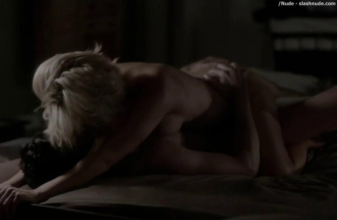 Kathleen Robertson Naked And On Top In Bed On Boss 12