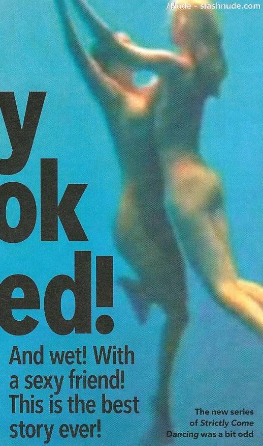 Kelly Brook Naked Swim In Piranha 3d 1