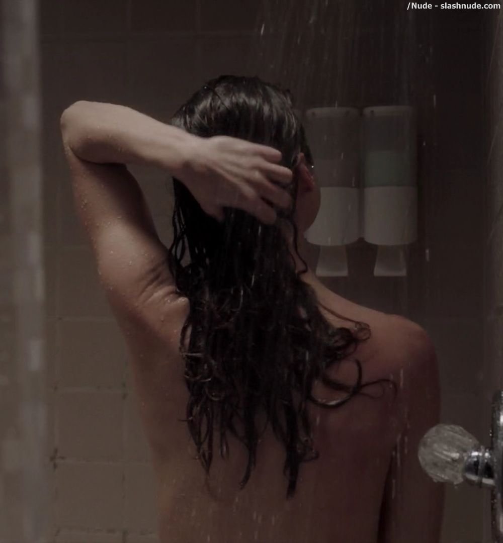 Keri Russell Nude Ass In Shower In The Americans 15