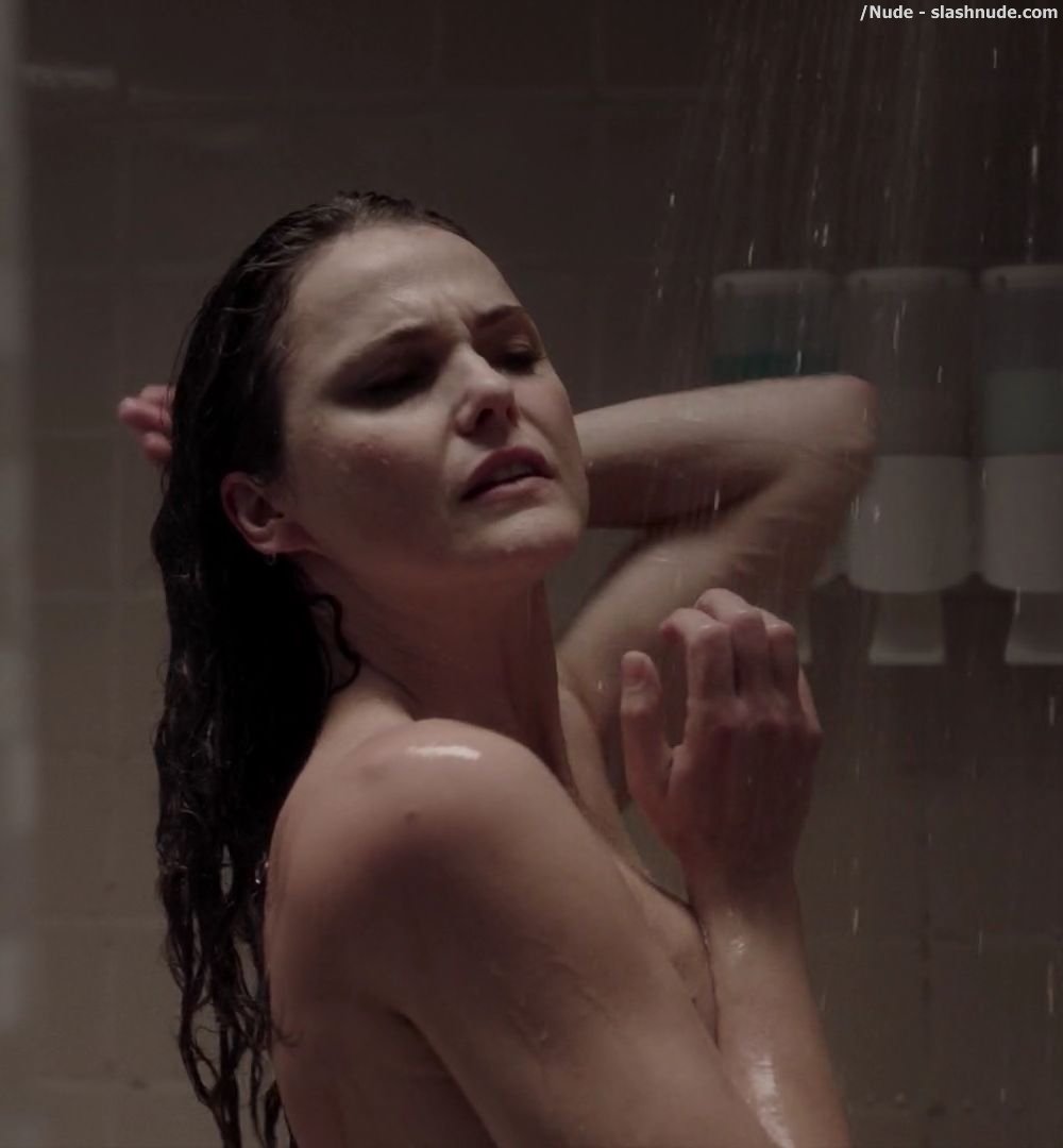 Keri Russell Nude Ass In Shower In The Americans 19
