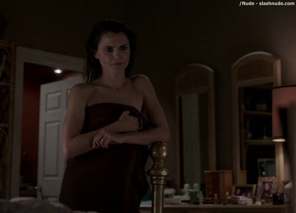 Keri Russell Nude Ass Out Of Shower On The Americans 1
