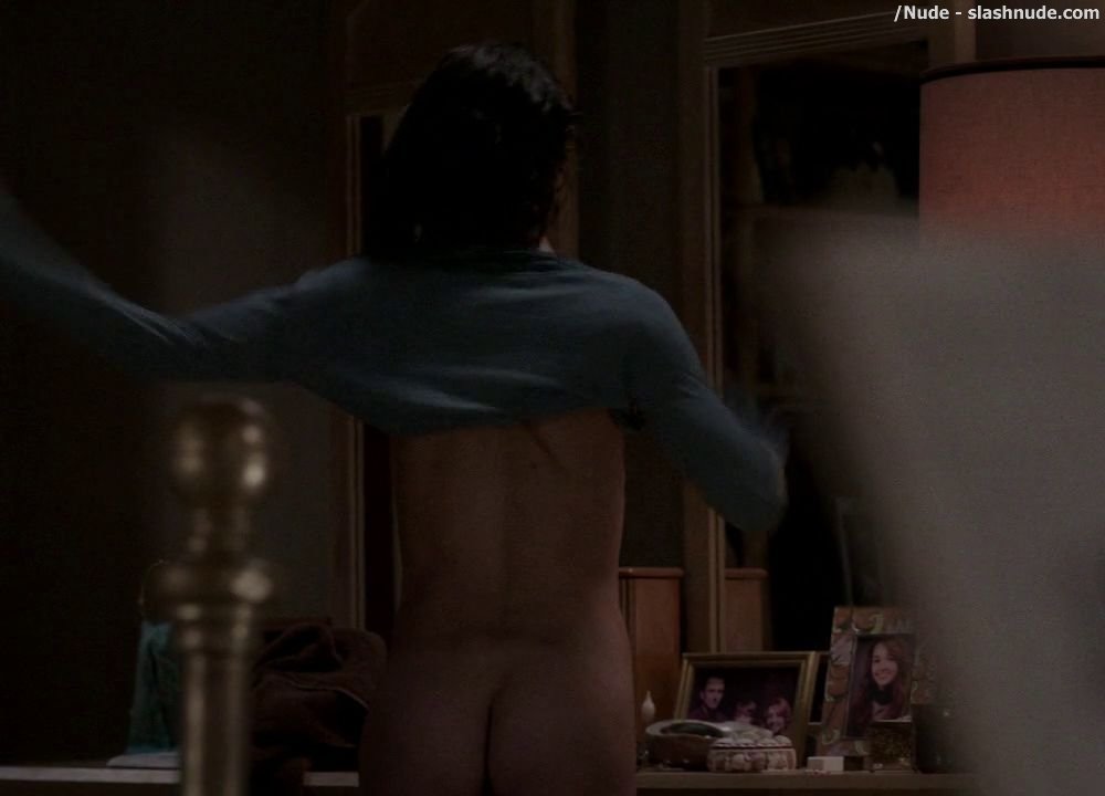 Keri Russell Nude Ass Out Of Shower On The Americans 14