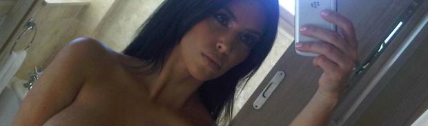 kim kardashian nude selfies leak out 6865