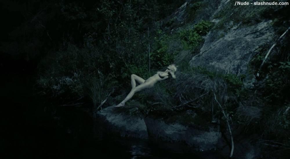 Kirsten Dunst Nude In Melancholia Trailer 3
