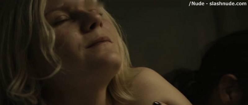 Kirsten Dunst Nude Scenes From Melancholia 3