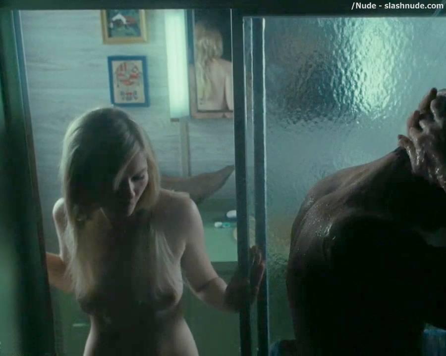 Kirsten Dunst Topless Breasts Just One Of All Good Things 7