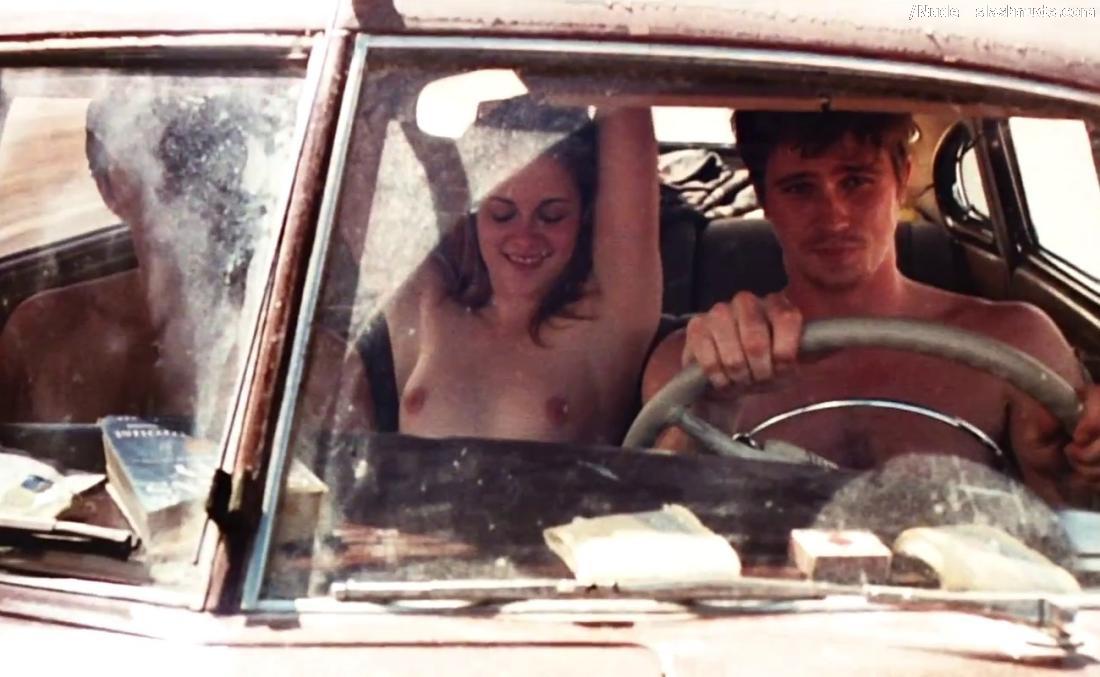 Kristen Stewart Topless Breasts Bared In On Road 7