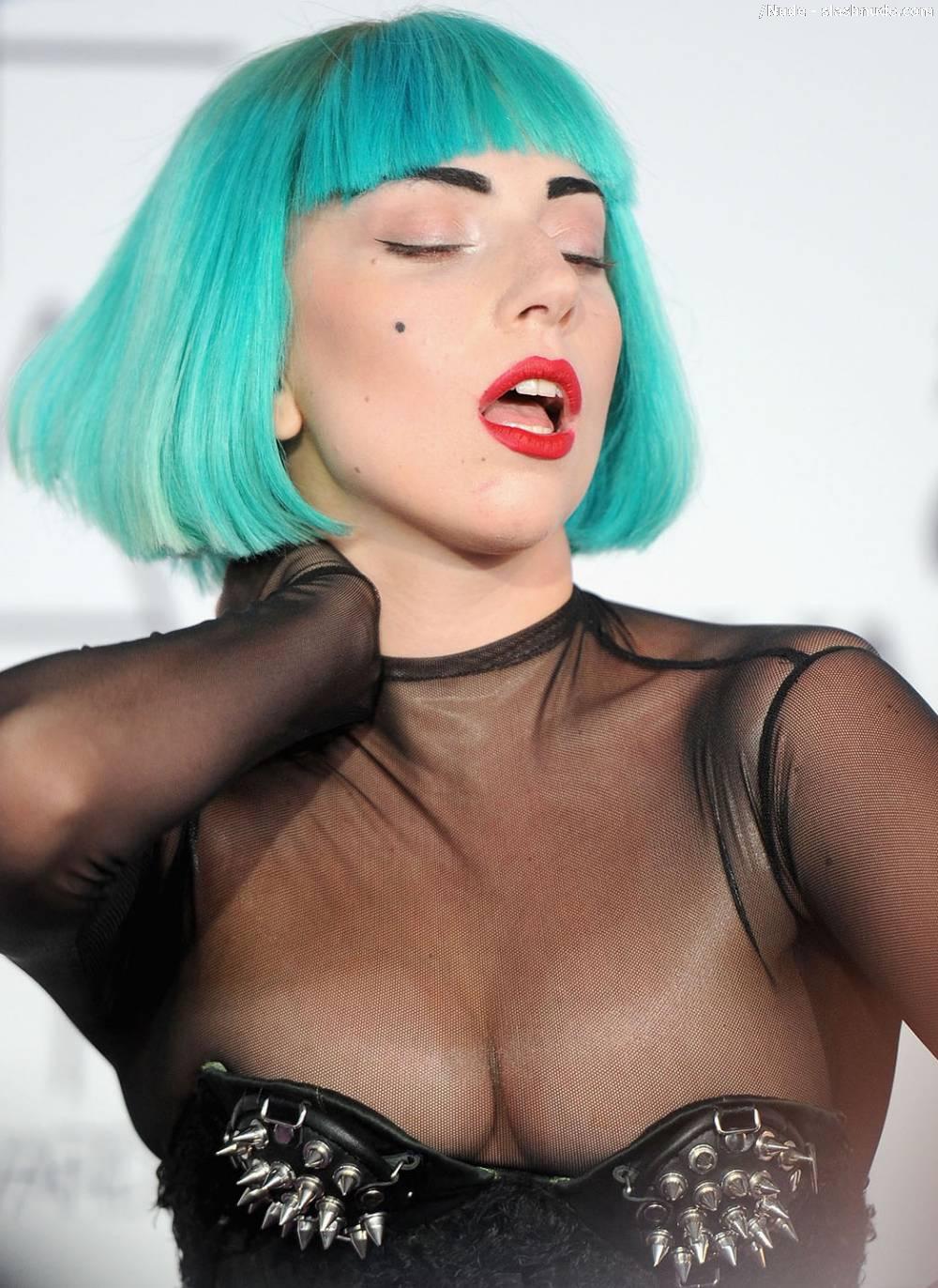 Lady Gaga Nipples Make Special Appearance At Fashion Event 8