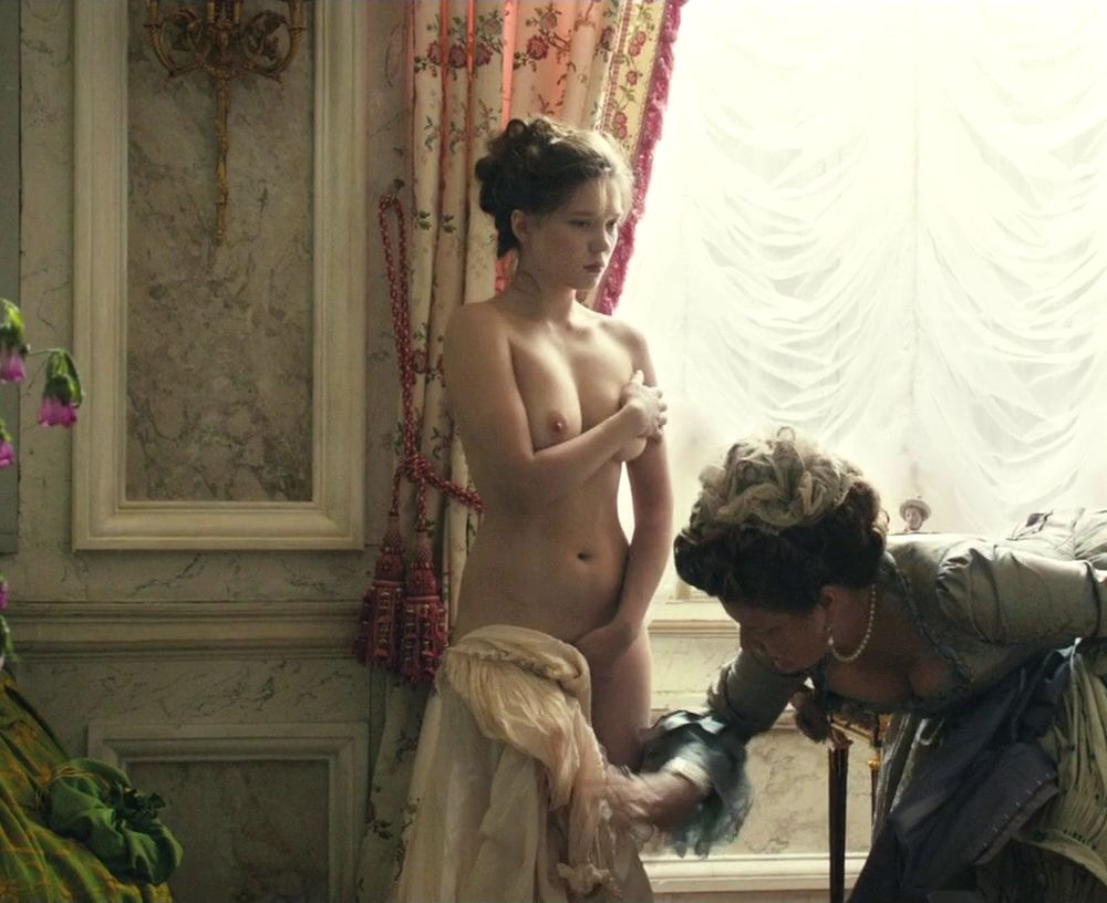 Lea Seydoux Nude Top To Bottom In Farewell My Queen 11