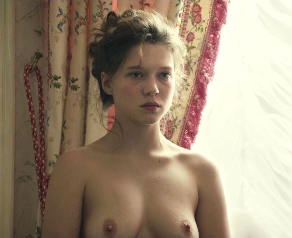 Lea Seydoux Nude Top To Bottom In Farewell My Queen 20