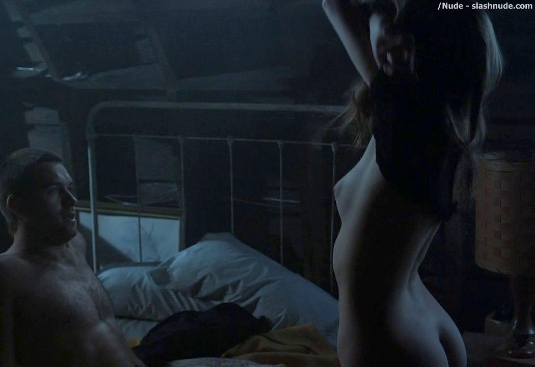 Lili Simmons Nude To Ride In Bed On Banshee 2