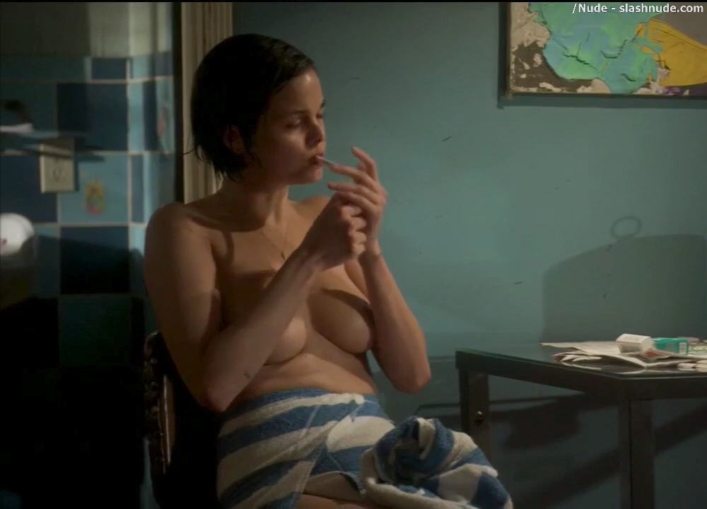Lina Esco Topless In A Towel In Kingdom 19