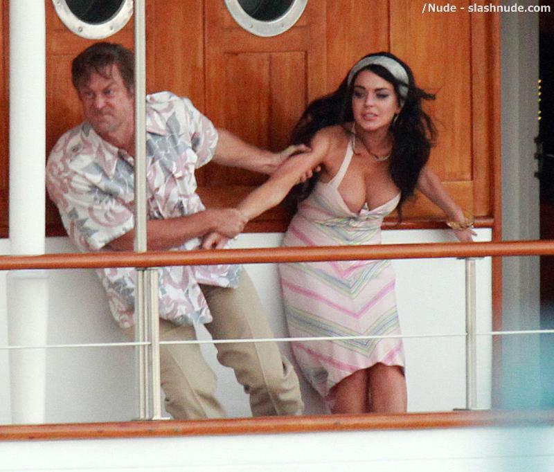 Lindsay Lohan Boobs Slip Out Of Dress Filming Liz Dick 15