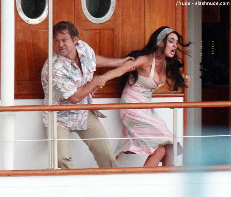 Lindsay Lohan Boobs Slip Out Of Dress Filming Liz Dick 17
