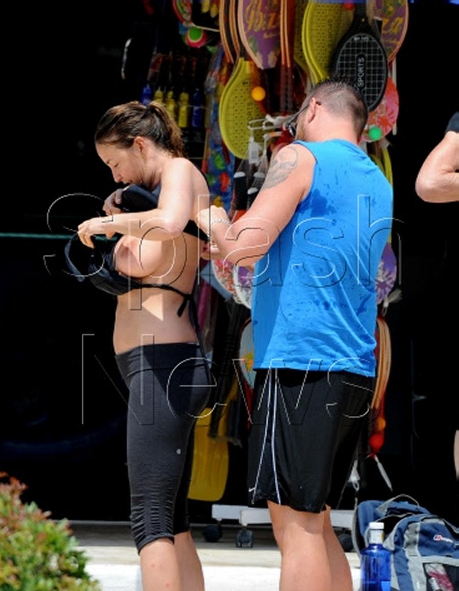 Lisa Snowdon Caught Topless In Ibiza Spain 6