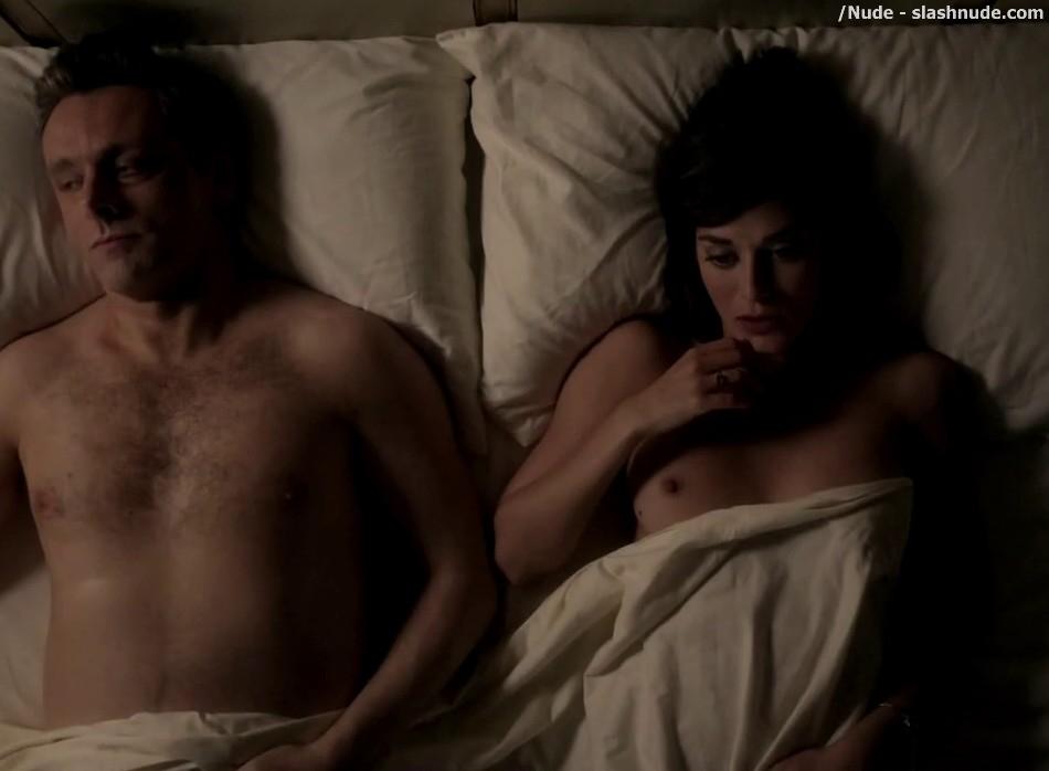 Lizzy Caplan Topless For Pillow Talk On Masters Of Sex 3