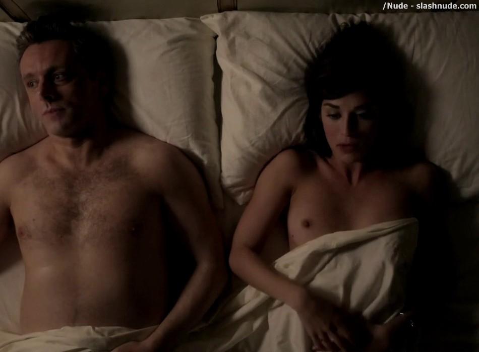 Lizzy Caplan Topless For Pillow Talk On Masters Of Sex 4