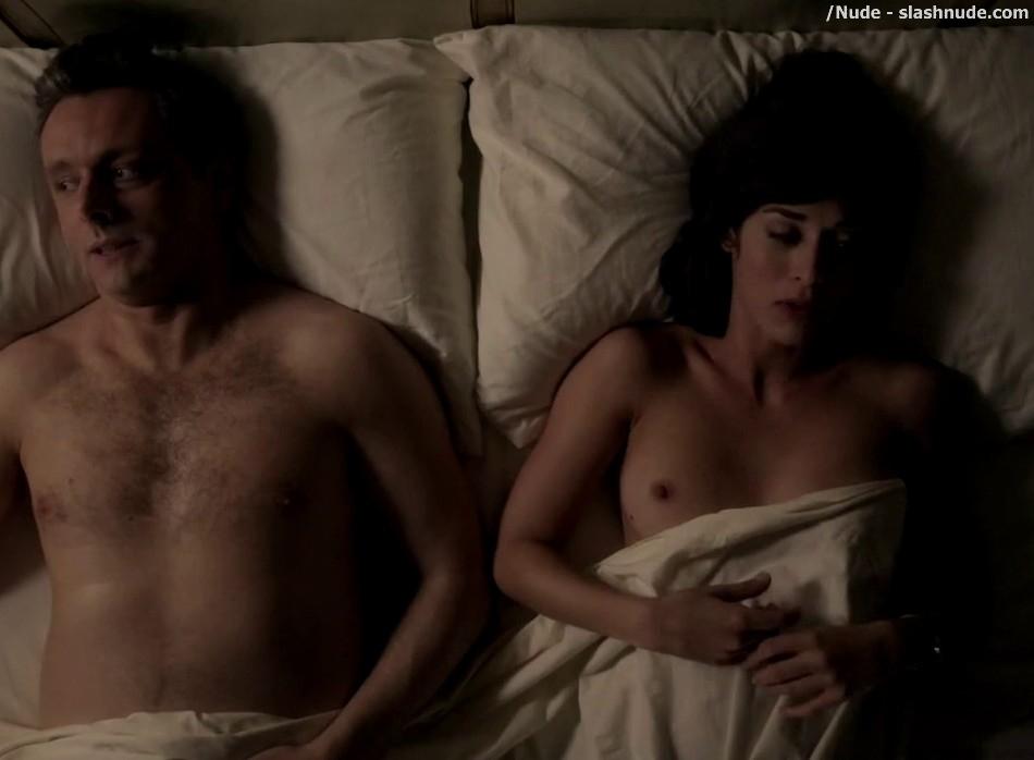 Lizzy Caplan Topless For Pillow Talk On Masters Of Sex 9